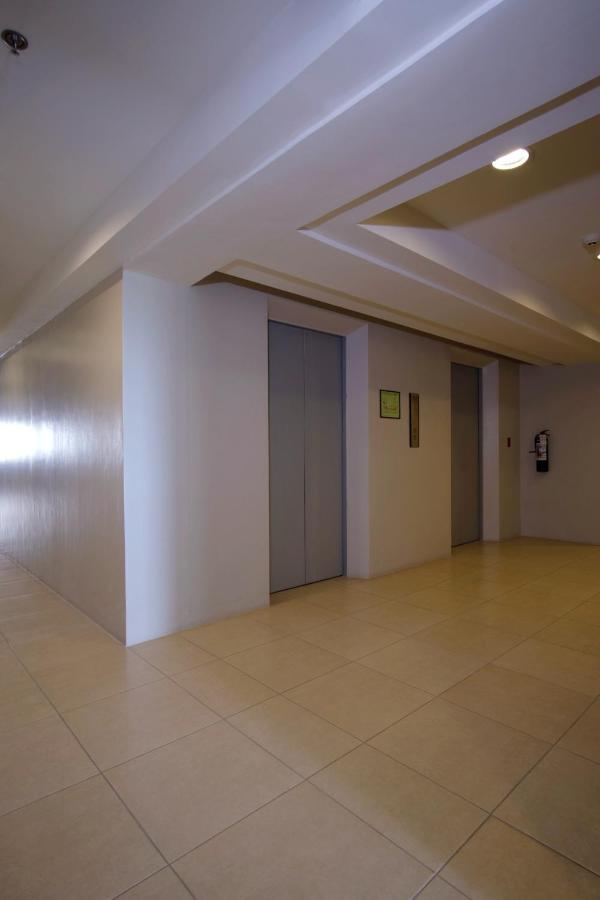 Spacious 2 Bedroom Condo Unit For Rent Iloilo City Exteriér fotografie